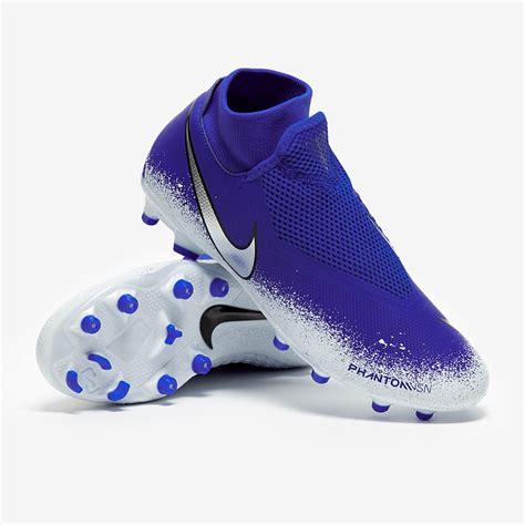 Nike phantom kids boots